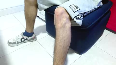 Snapshot of fenixtream chatting on 12.18.24 FeniXtream online show from 12.18.24