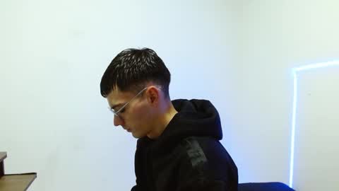 Snapshot of fenixtream chatting on 01.03.25 FeniXtream online show from 01.03.25