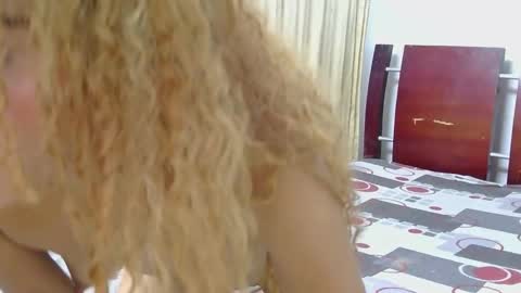 Snapshot of fer_luna chatting on 03.28.26 fer_luna online show from 03.28.26