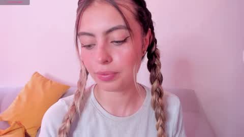 fernanda  online show from 04.08.26