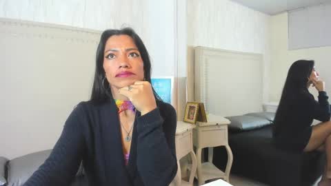 Snapshot of fernandaavila chatting on 04.21.26 Fernanda online show from 04.21.26