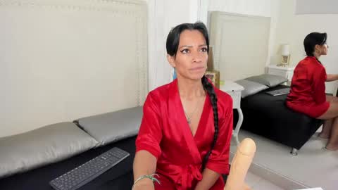Snapshot of fernandaavila chatting on 05.27.26 Fernanda online show from 05.27.26
