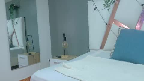 Snapshot of fernandabrown__ chatting on 07.05.26 FERNANDA BROWN online show from 07.05.26