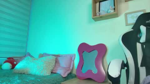 Snapshot of fernandadiaz05 chatting on 03.05.25 Fernanda Diaz online show from 03.05.25