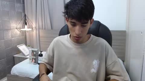 FER PHOENIX online show from 12.28.24