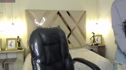 FER PHOENIX online show from 12.31.24