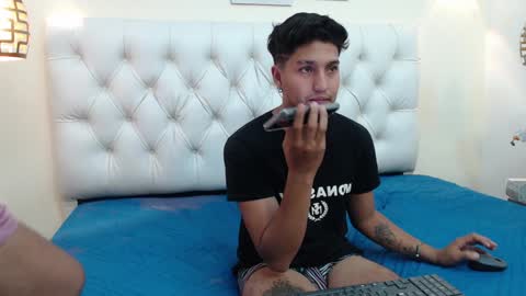 FER PHOENIX online show from 01.30.25