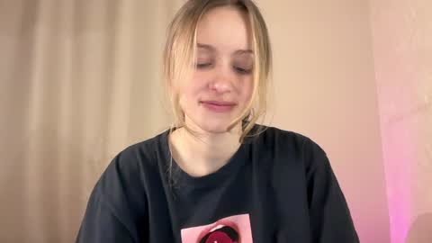 Lisa online show from 01.11.25