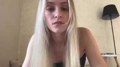 Lisa online show from 09.24.25