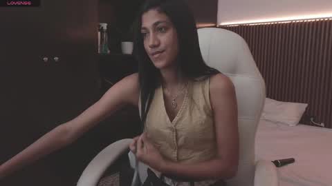 Snapshot of ffreyja_ chatting on 04.08.26 Freyja online show from 04.08.26
