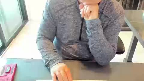 fhetzl online show from 10.11.25