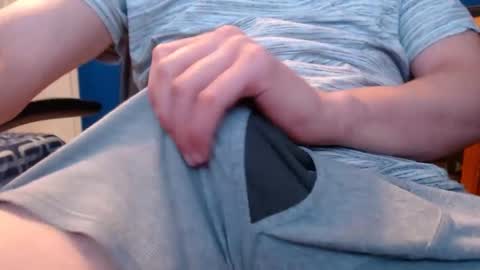 Snapshot of fhfhhhhg chatting on 02.13.25 fhfhhhhg online show from 02.13.25