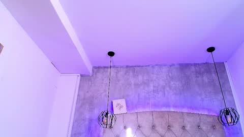   online show from 11.08.25