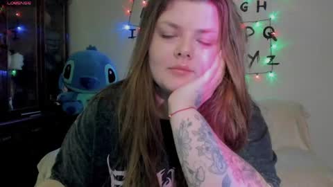 Snapshot of fiery__lady_ chatting on 04.18.26 Evita online show from 04.18.26