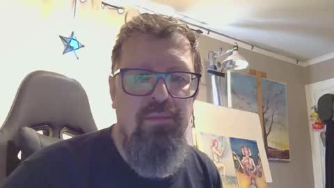 Snapshot of figuredraw chatting on 02.06.26 figuredraw online show from 02.06.26