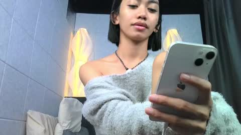 Snapshot of filipina_bae chatting on 05.25.26 pau online show from 05.25.26