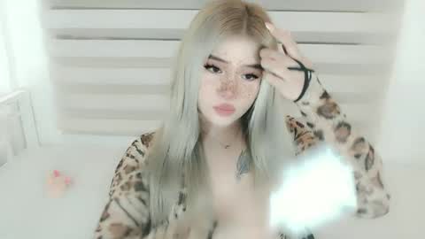  Angela  DONT FORGET TO FOLLOW AND GIVE ME APPRECIATION online show from 06.18.26