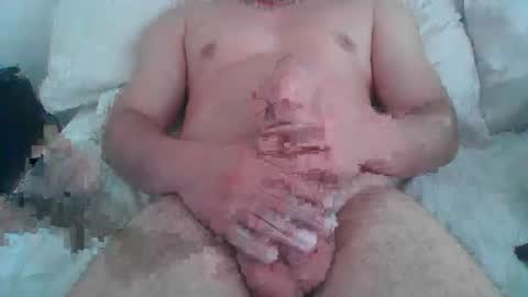 Snapshot of filiplatin chatting on 12.21.25 filiplatin online show from 12.21.25