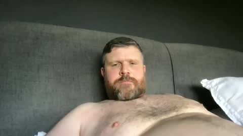 Snapshot of fin_dom_bear chatting on 05.21.26 fin bear dom online show from 05.21.26