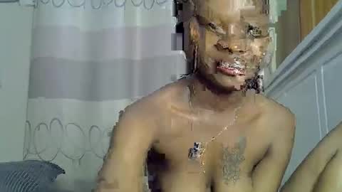 fine_queen12 online show from 02.22.25