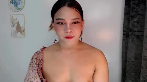 Jasmine online show from 04.10.26