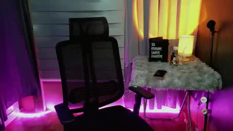 Snapshot of finestgodes_aki chatting on 02.08.26 finestgodes_aki online show from 02.08.26