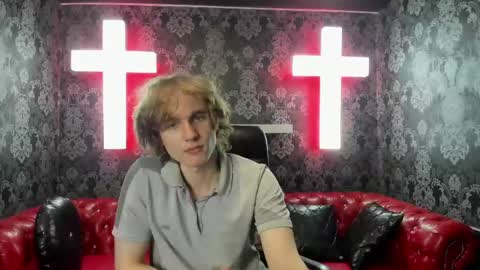 Snapshot of finnbev chatting on 05.21.26 finnbev online show from 05.21.26