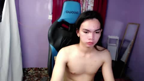 Snapshot of fionie_xxx chatting on 12.31.24 FIONA online show from 12.31.24