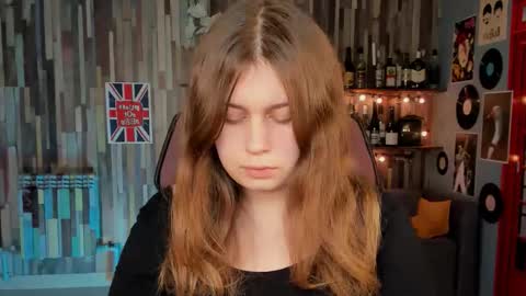 fiora online show from 11.27.25