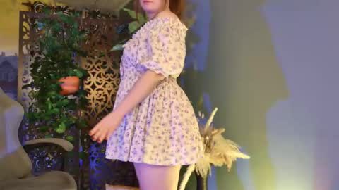 fiora online show from 12.15.25