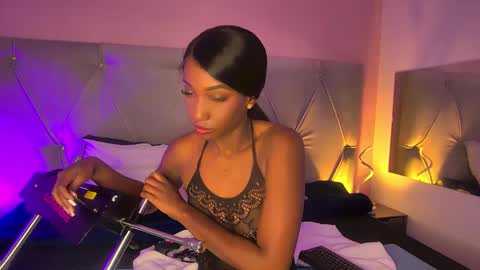 Fiorela Lenin  online show from 09.27.25