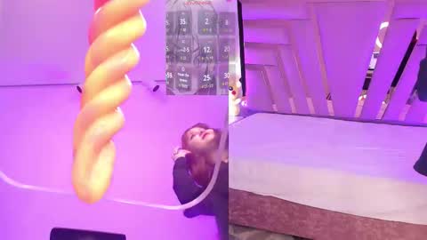 fiorellaricci_ online show from 01.12.26