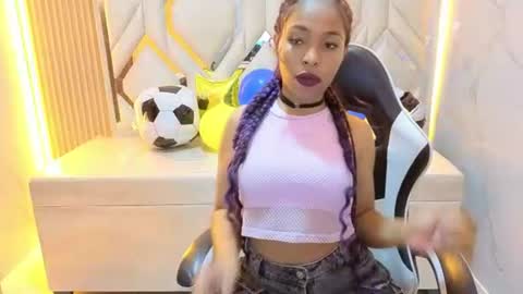Snapshot of fioret_tx chatting on 07.16.26 Online 800 to 1400 online show from 07.16.26