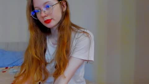 Snapshot of fire_luna chatting on 01.05.25 fire_luna online show from 01.05.25