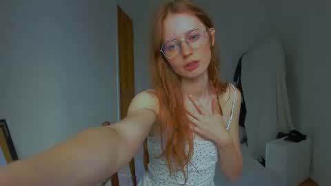 Snapshot of fire_luna chatting on 07.30.26 fire_luna online show from 07.30.26