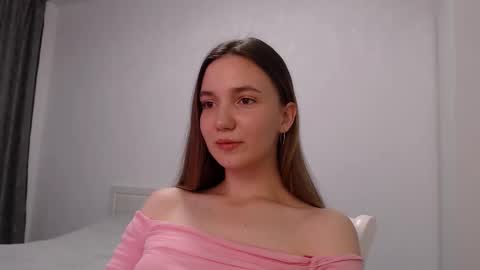 Snapshot of fireflies_fly_ chatting on 11.10.25 fireflies_fly_ online show from 11.10.25