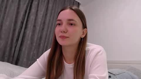 fireflies_fly_ online show from 11.23.25