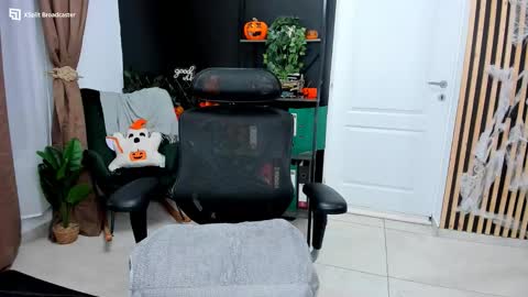 Kallisy online show from 10.29.25