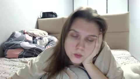 Snapshot of firststarsara chatting on 02.06.25 Sara online show from 02.06.25