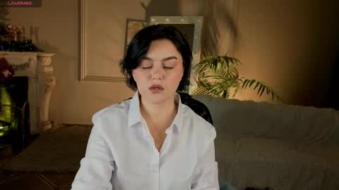 Snapshot of fisher_sofia chatting on 12.15.25 SOFIA online show from 12.15.25