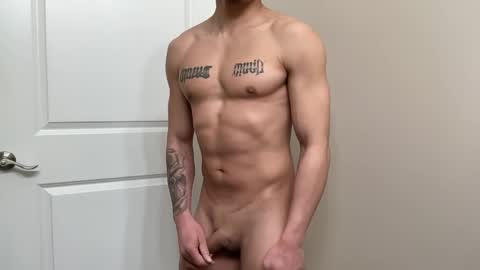 Snapshot of fithornyandtatted chatting on 03.09.25 fithornyandtatted online show from 03.09.25