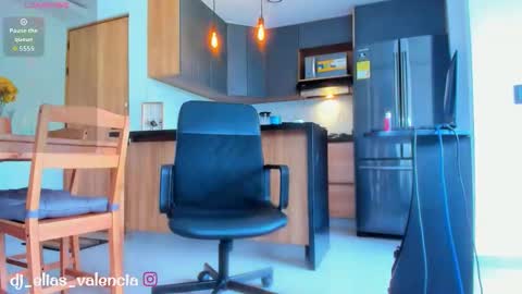 Elias Valencia online show from 02.07.26