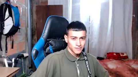 Snapshot of flacolatind chatting on 11.07.25 FLACO online show from 11.07.25