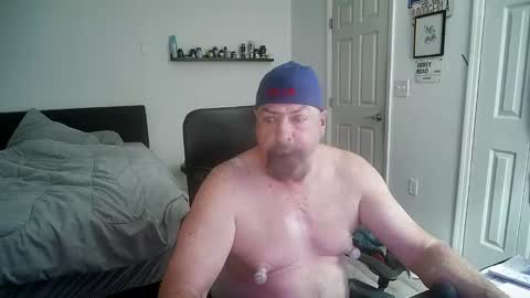Snapshot of flaguy3233 chatting on 05.10.26 Florida guy online show from 05.10.26