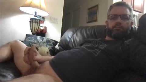 Snapshot of fleas1 chatting on 12.29.24 fleas1 online show from 12.29.24