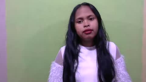 Snapshot of fleurtess_xx chatting on 04.27.26 Claire online show from 04.27.26