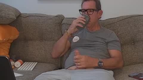 Snapshot of flirtofcharleston chatting on 10.03.25 Flickrbrite online show from 10.03.25