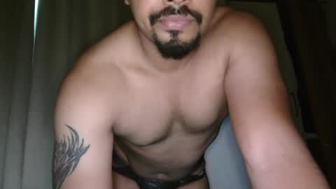 Snapshot of flirtsxxx chatting on 02.19.25 flirtsxxx online show from 02.19.25