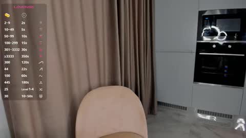 Emely  online show from 10.06.25