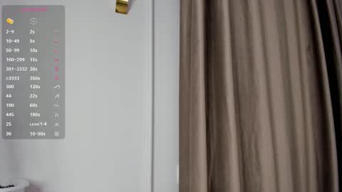 Emely  online show from 11.04.25